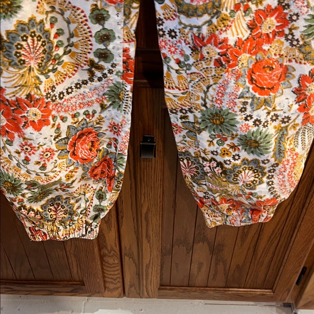 Urban Outfitters Multicolor Floral Joggers Sz Small - Picture 6 of 9